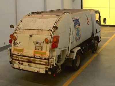 Isuzu ELF