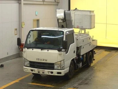 Isuzu ELF