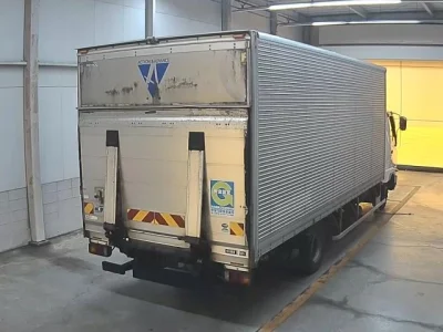 Mitsubishi FUSO FIGHTER