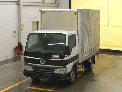 Mazda TITAN