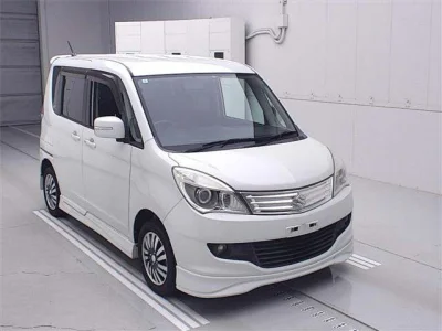 Suzuki Solio