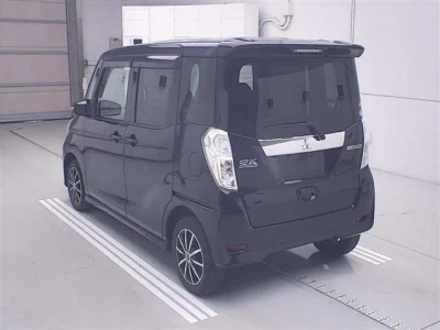 Mitsubishi eK X Space