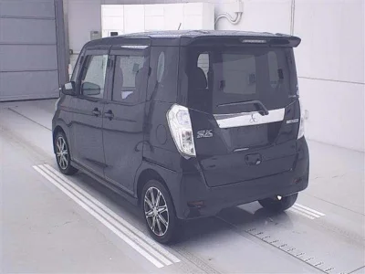 Mitsubishi eK X Space