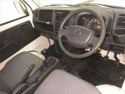 Nissan NT100 Clipper