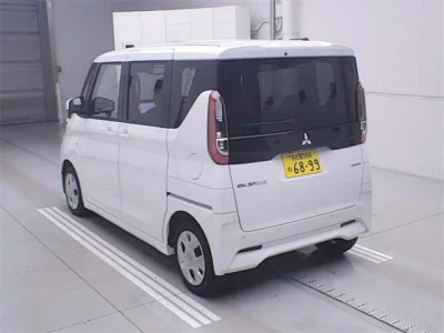 Mitsubishi eK X Space