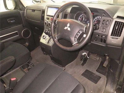 Mitsubishi DELICA D5