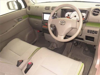 Toyota Pixis Space