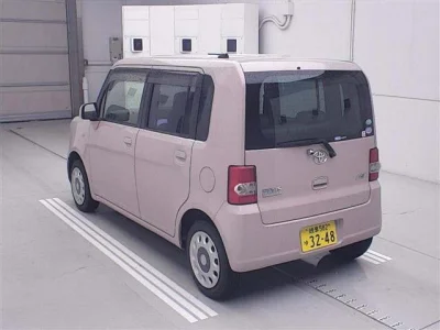 Toyota Pixis Space