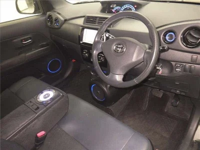 Toyota bB
