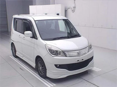 Suzuki Solio