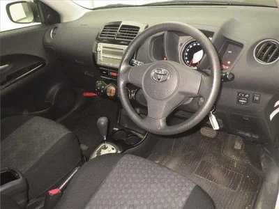Toyota IST