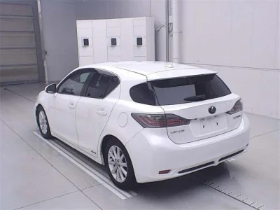 Lexus CT200h