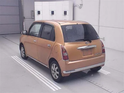 Daihatsu MIRA