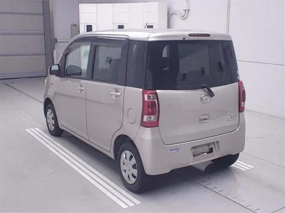Daihatsu TANTO EXE