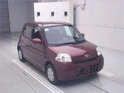 Daihatsu Esse