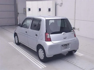 Daihatsu Esse