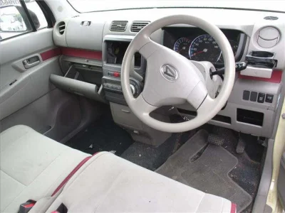 Daihatsu MOVE CONTE