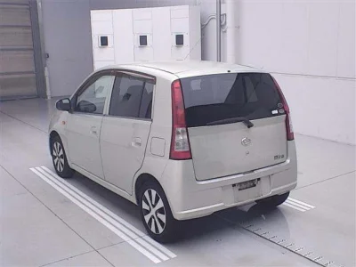 Daihatsu MIRA