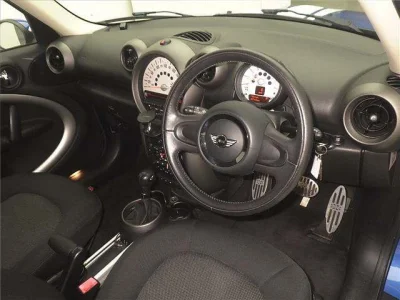 MINI Crossover
