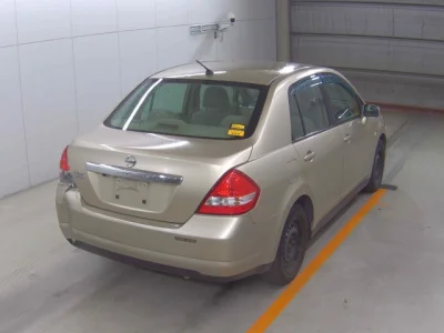 Nissan Tiida Latio