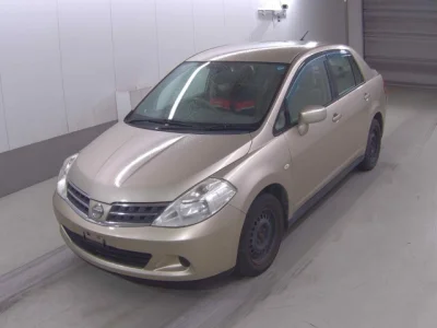 Nissan Tiida Latio