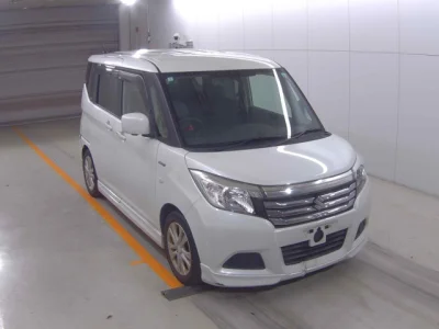 Suzuki Solio