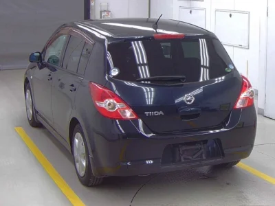 Nissan Tiida