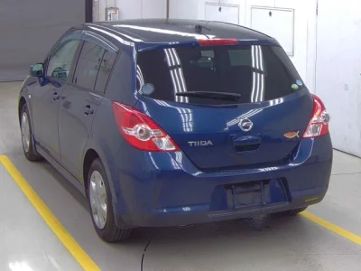 Nissan Tiida