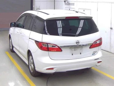 Nissan Lafesta