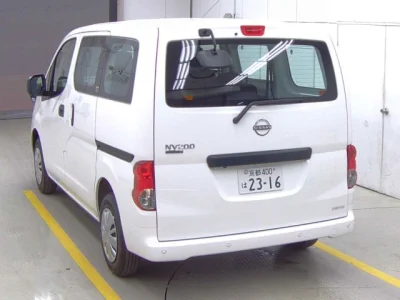 Nissan NV200