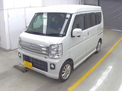 Nissan NV100 Clipper Rio