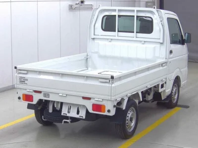 Nissan NT100 Clipper