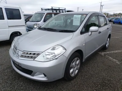 Nissan TIIDA LATIO