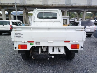 Nissan NT100 Clipper