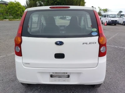 Subaru Pleo