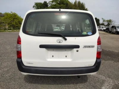 Toyota Succeed