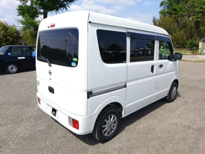 Nissan NV100 CLIPPER