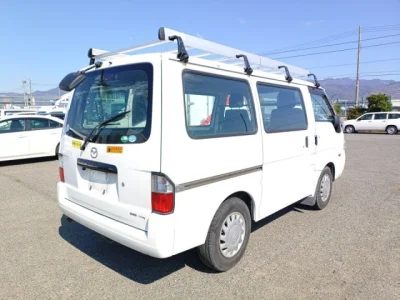 Mazda Bongo Van