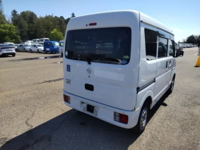 Nissan NV100 CLIPPER