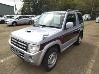 Mitsubishi PAJERO MINI