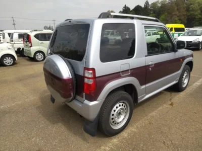 Mitsubishi PAJERO MINI