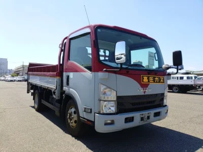 Isuzu Elf