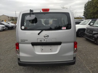 Nissan NV200