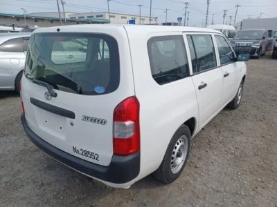 Toyota Succeed