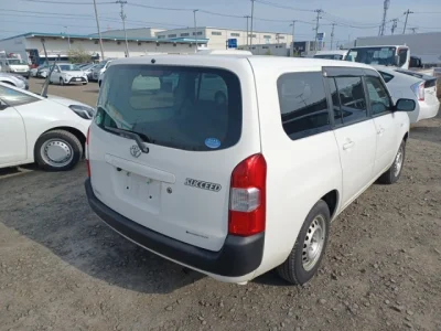 Toyota Succeed