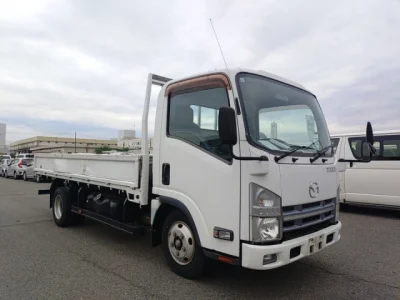 Mazda Titan