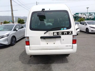 Mazda Bongo Van