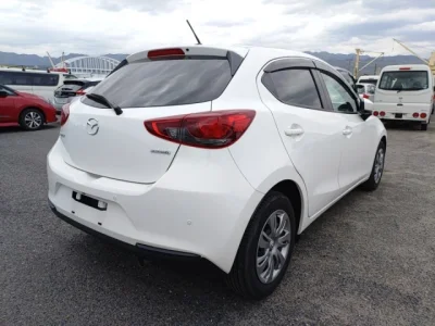 Mazda Mazda2