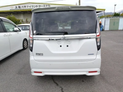 Mitsubishi Delica D:2
