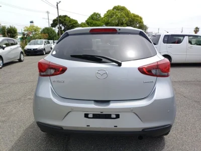 Mazda Mazda2